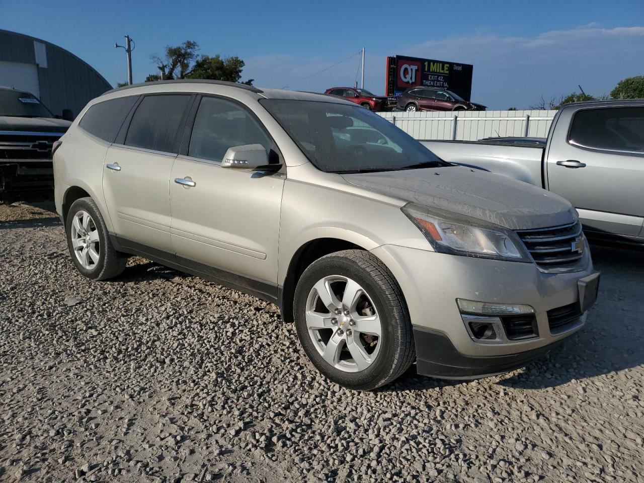 CHEVROLET TRAVERSE LT
