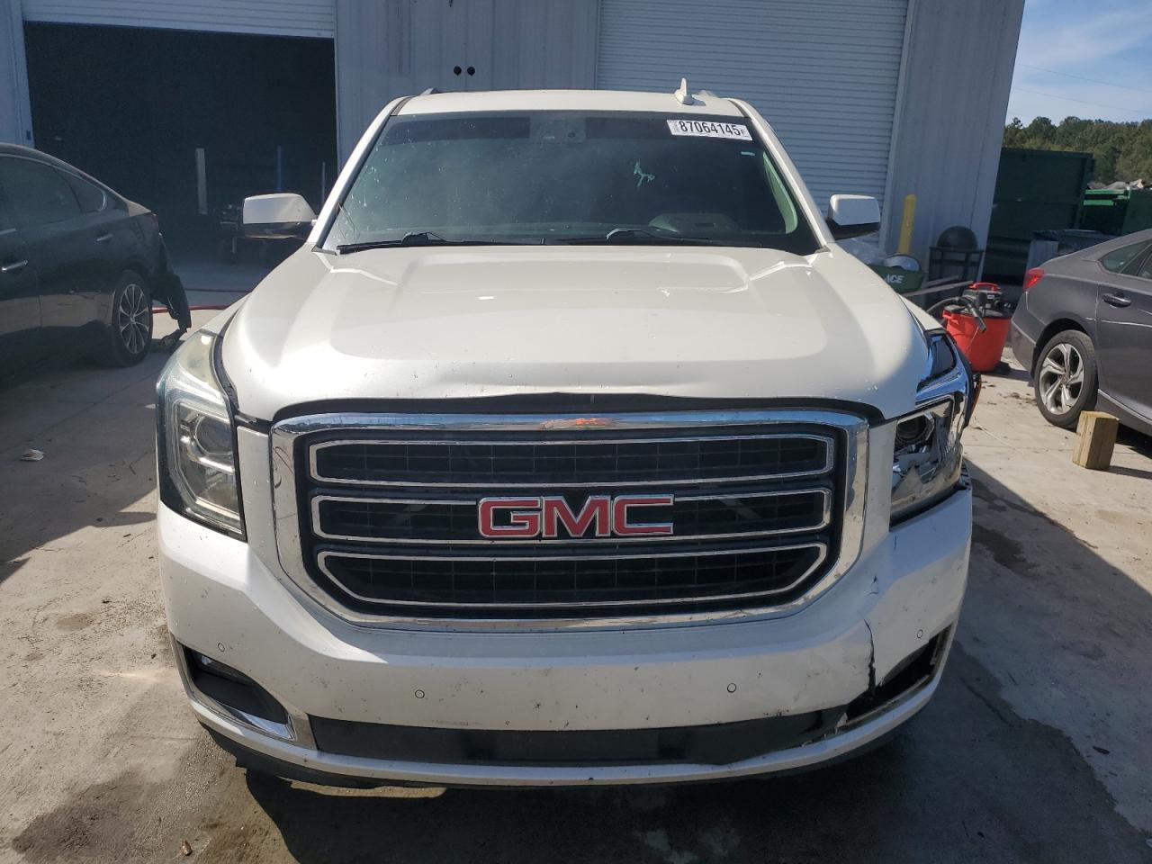 GMC YUKON SLT