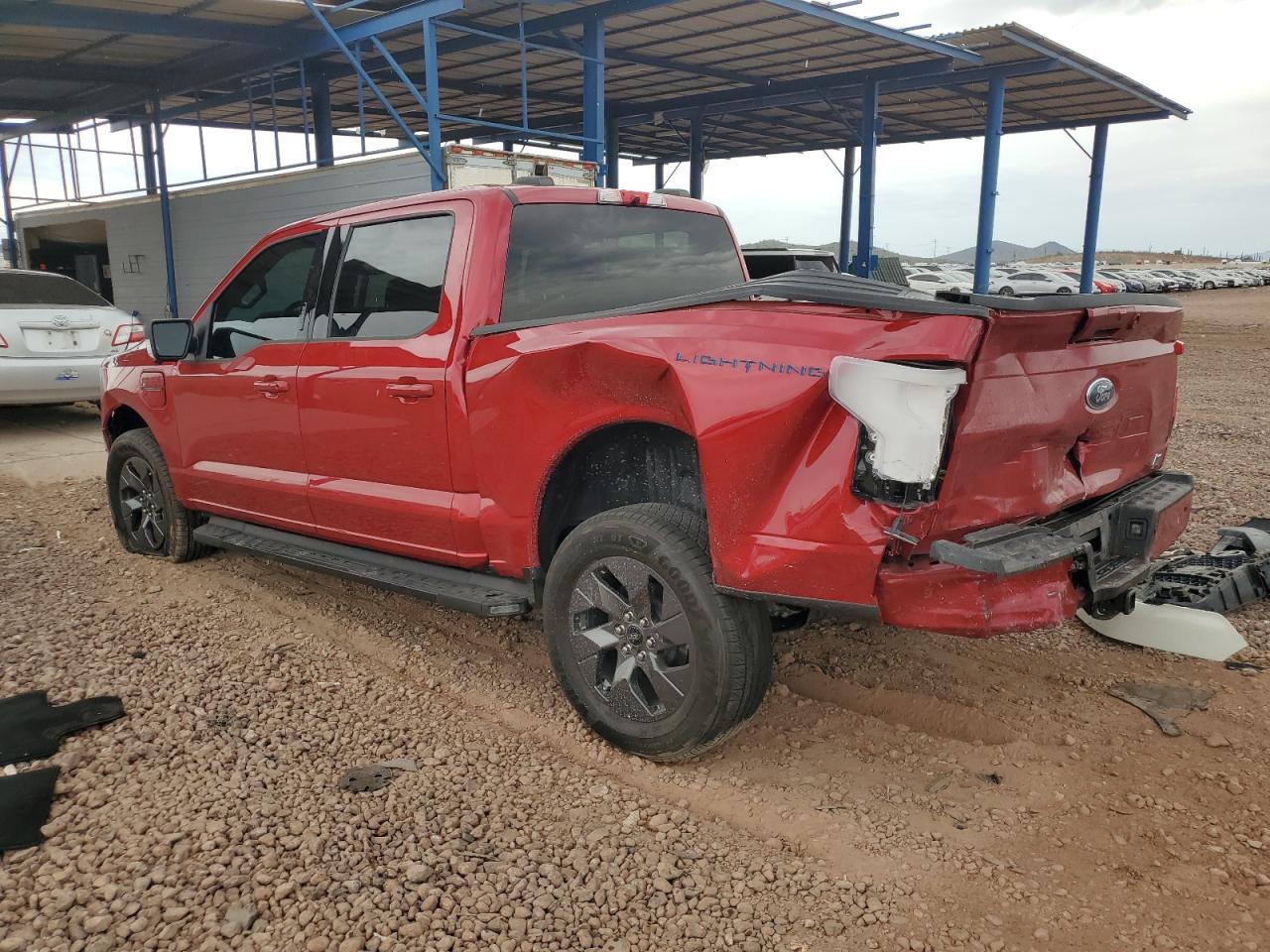 FORD F-150 LIGHTNING PRO