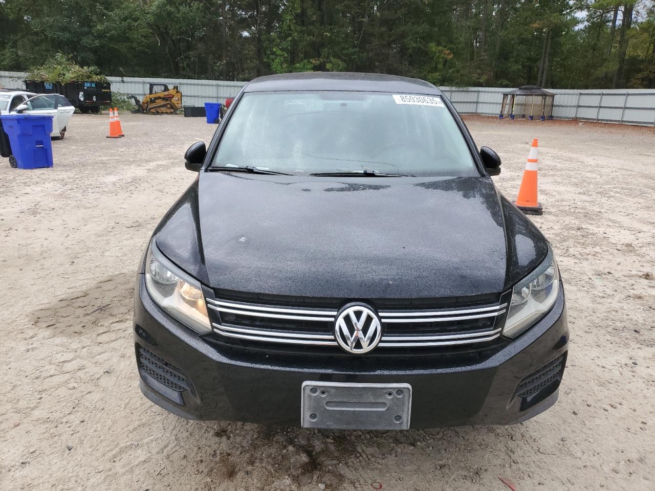 VOLKSWAGEN TIGUAN S