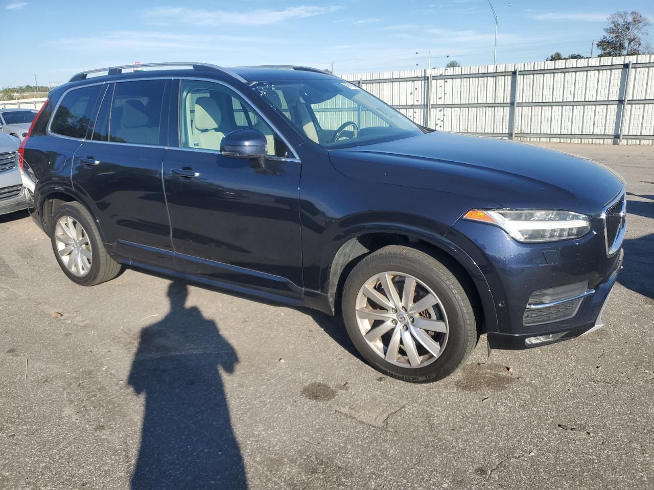 VOLVO XC90 T6