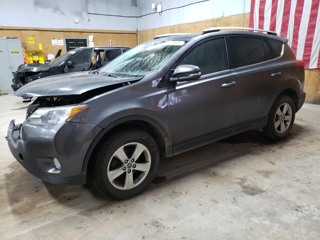 TOYOTA RAV4 XLE