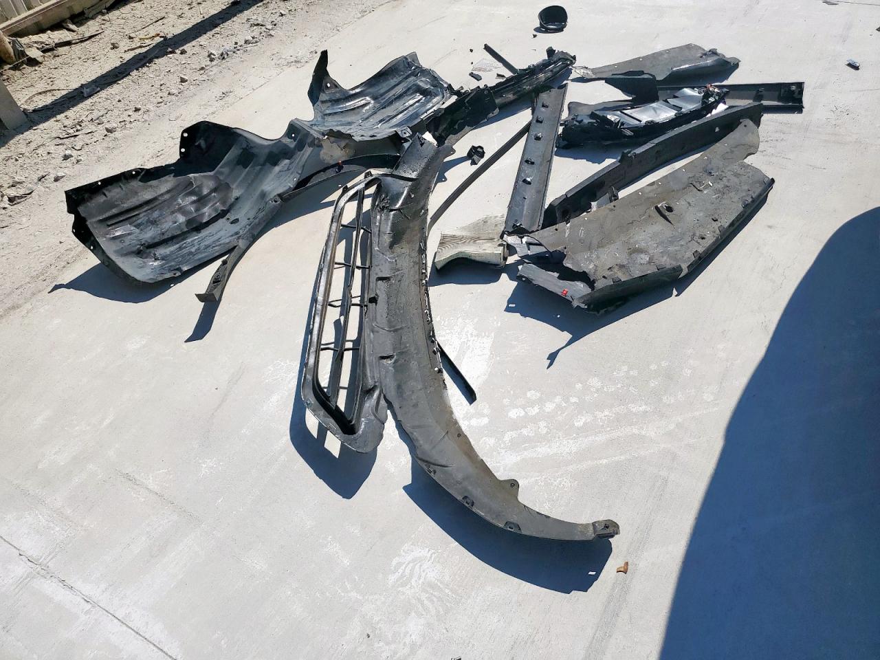 MITSUBISHI OUTLANDER SE