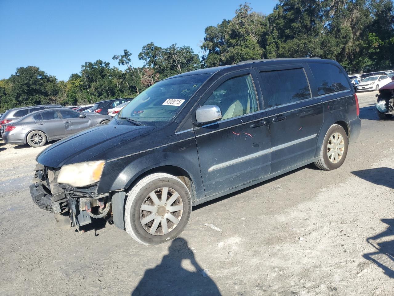 CHRYSLER TOWN & COUNTRY TOURING L