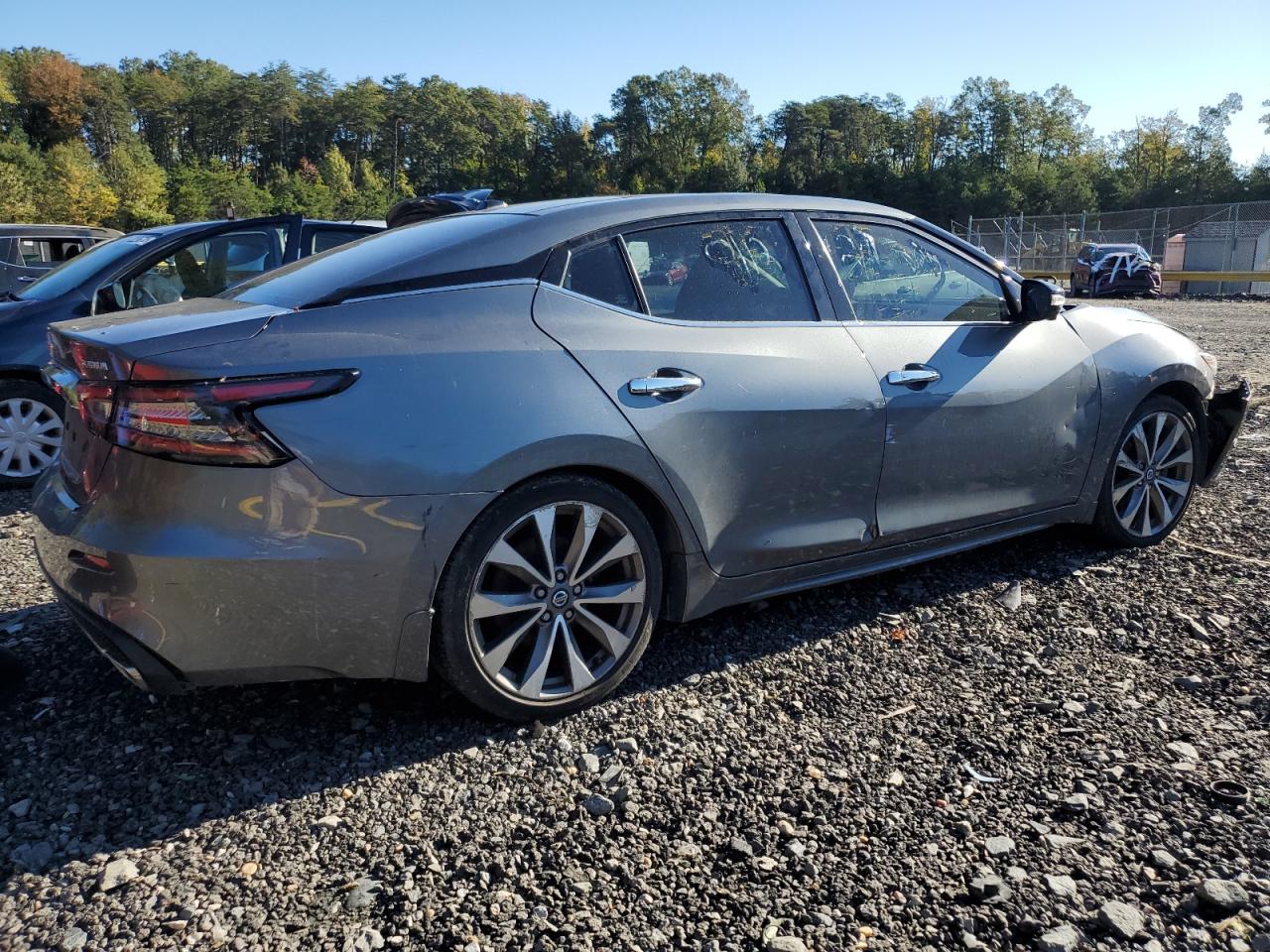 NISSAN MAXIMA PLATINUM