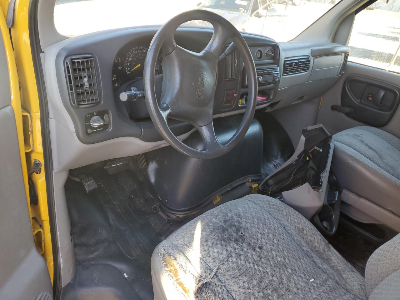 Lot #3284819528 1998 GMC SAVANA CUT