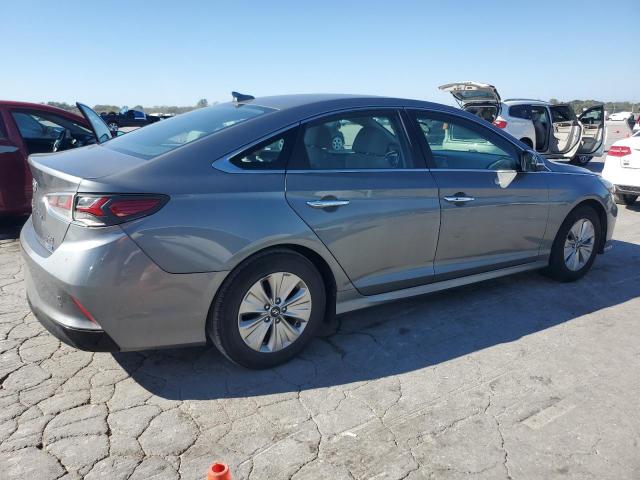 2018 HYUNDAI SONATA HYB KMHE24L38JA082998