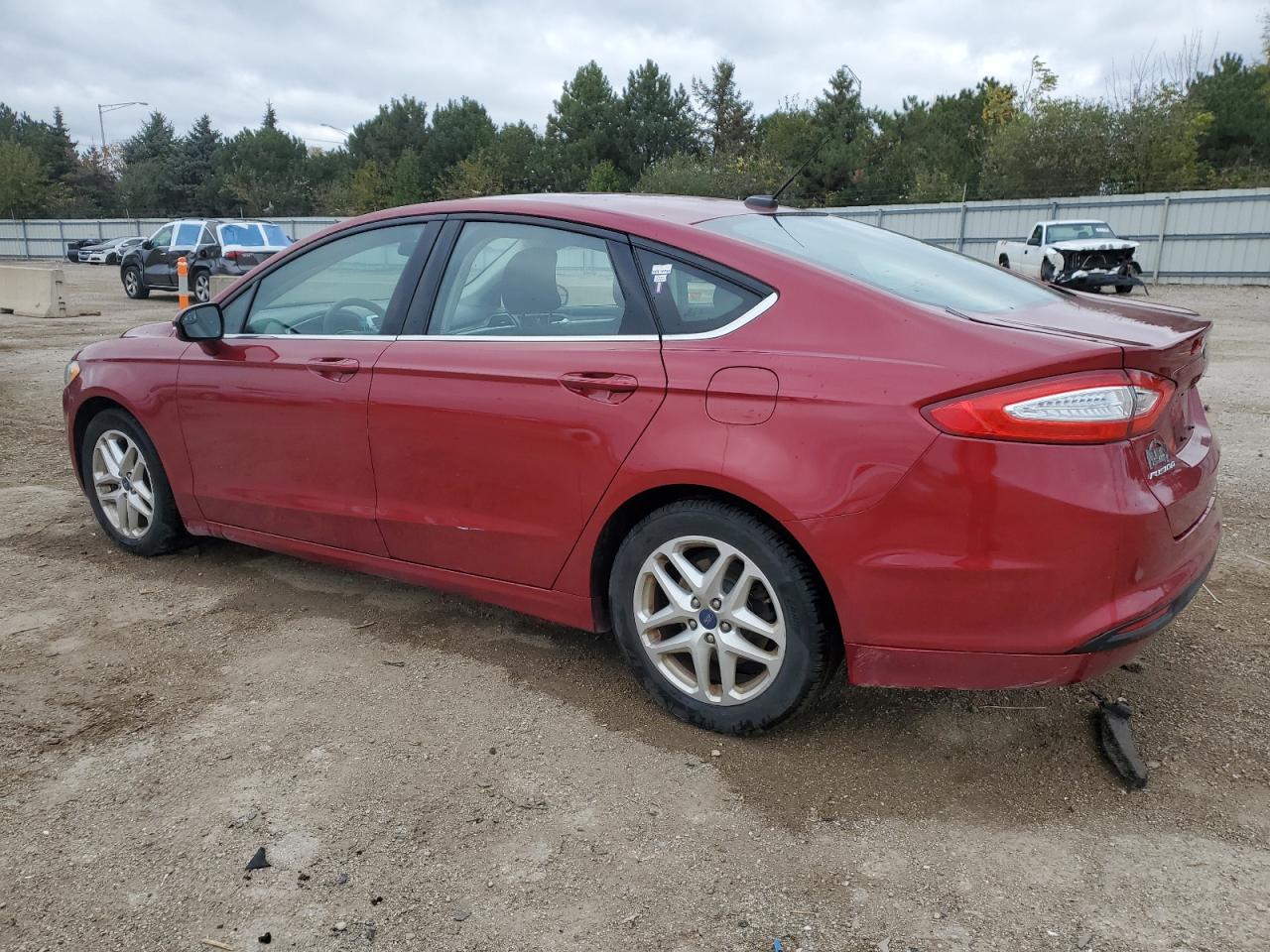 FORD FUSION SE