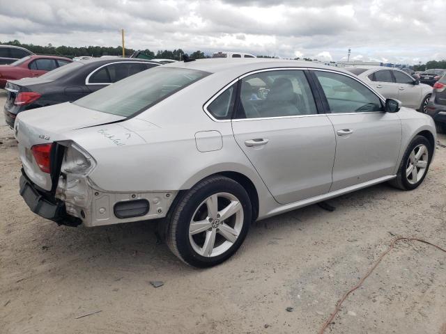 2015 VOLKSWAGEN PASSAT SE 1VWBS7A34FC021619