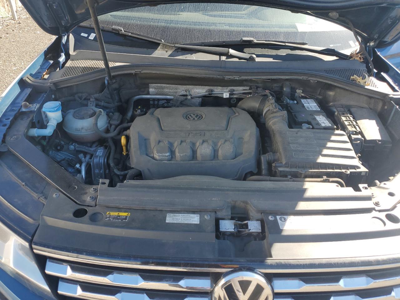 VOLKSWAGEN TIGUAN SE