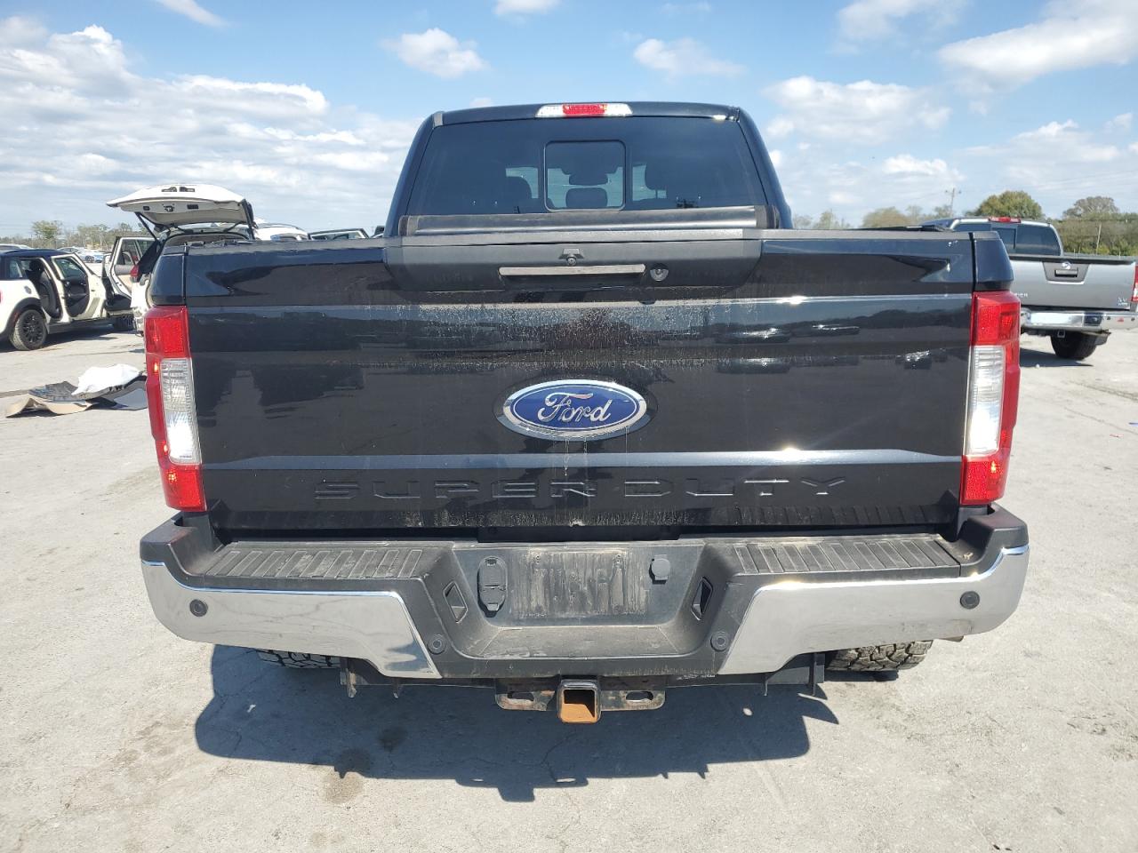 FORD F-250 SUPER DUTY