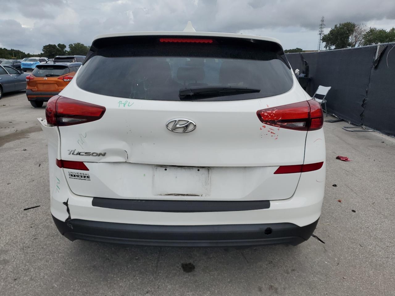 HYUNDAI TUCSON SE
