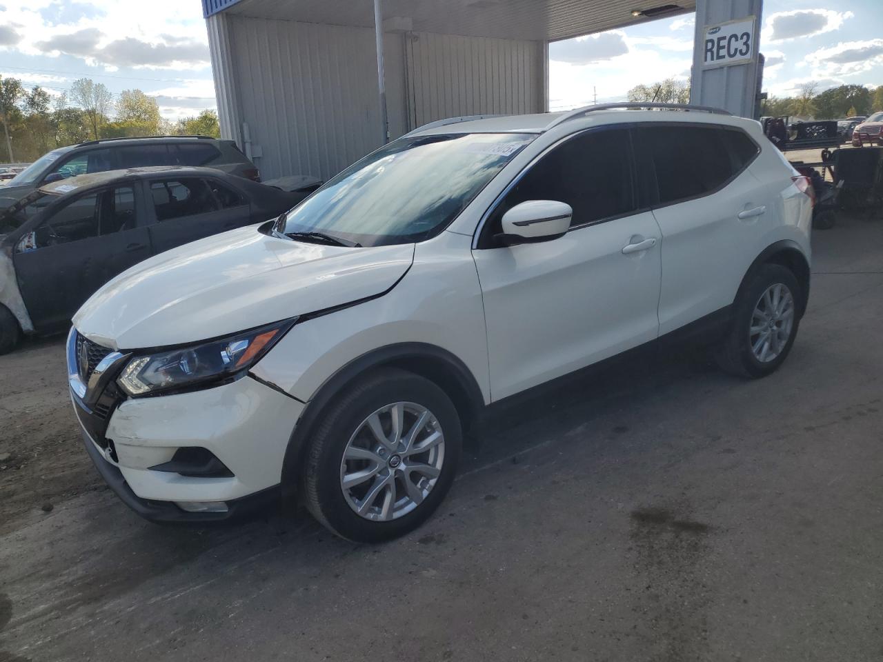 NISSAN ROGUE SPORT SV