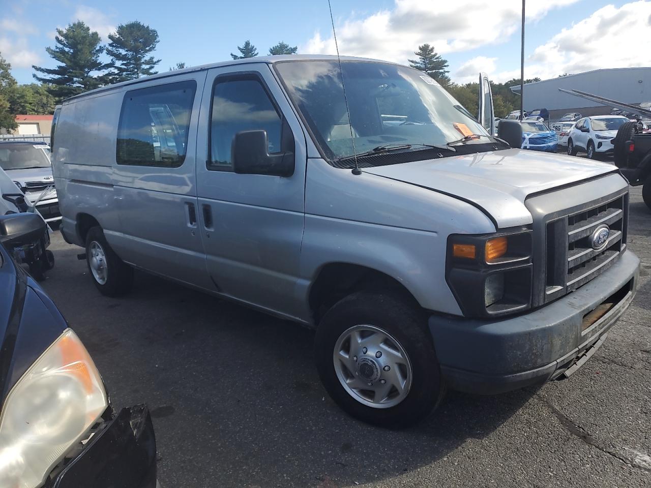FORD ECONOLINE E150 VAN