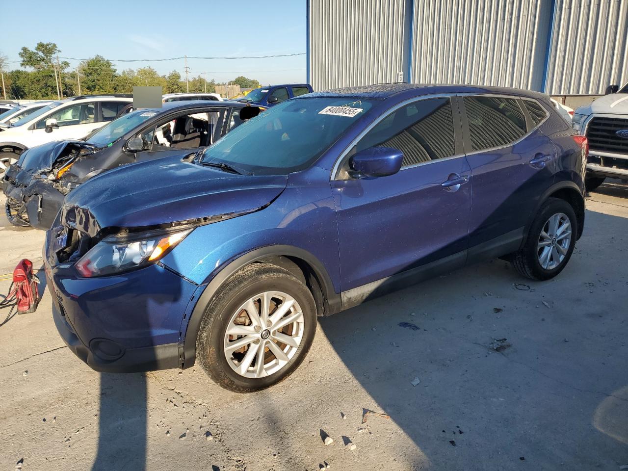 NISSAN ROGUE SPORT S