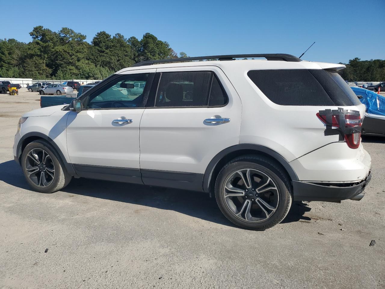FORD EXPLORER SPORT