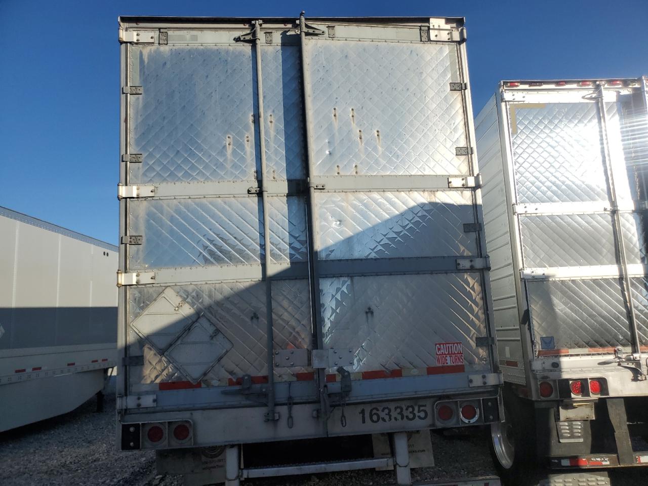 Lot #3317780070 2016 UTILITY VS2RA