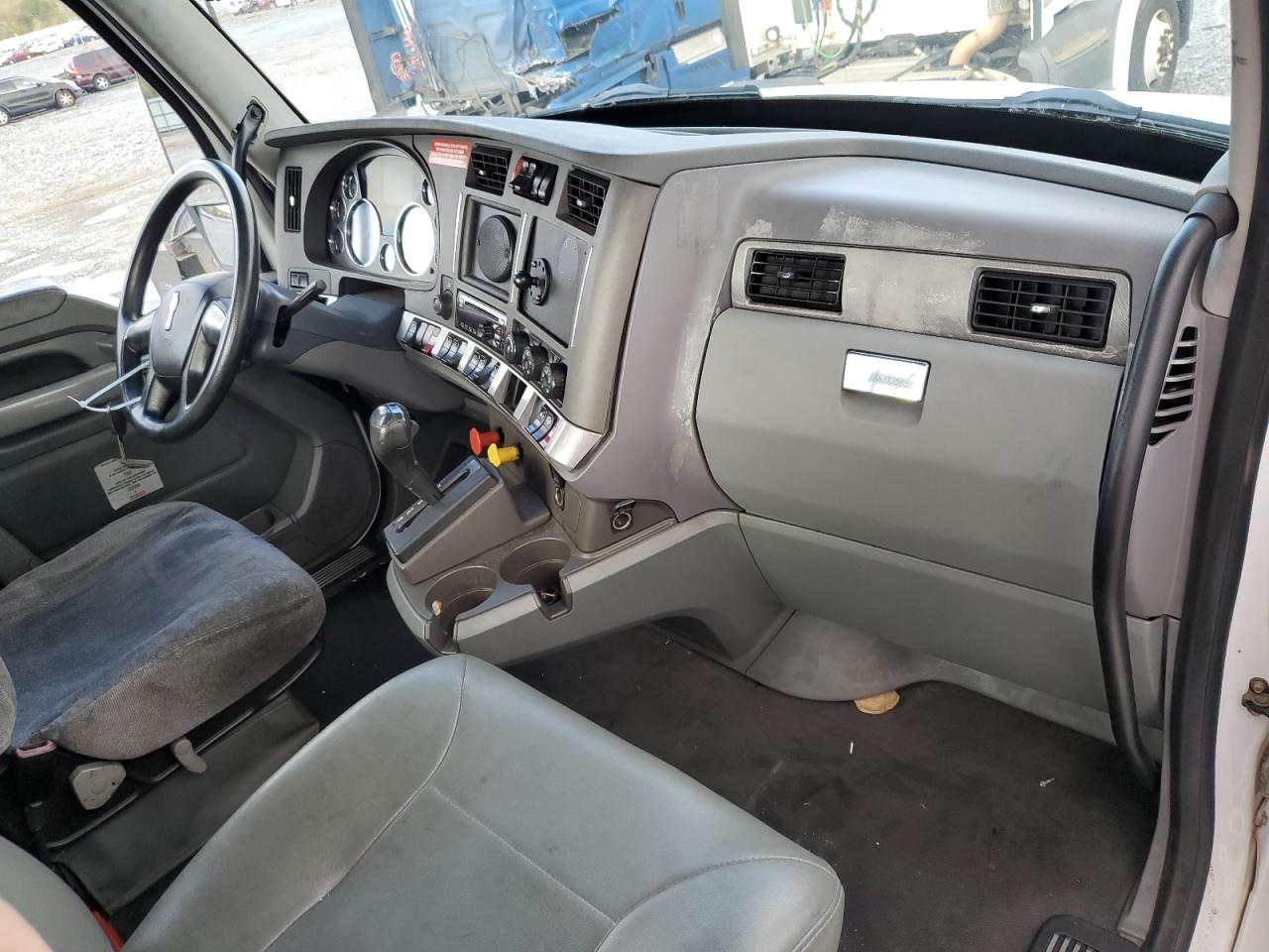 Lot #3292344273 2015 KENWORTH CONSTRUCTI