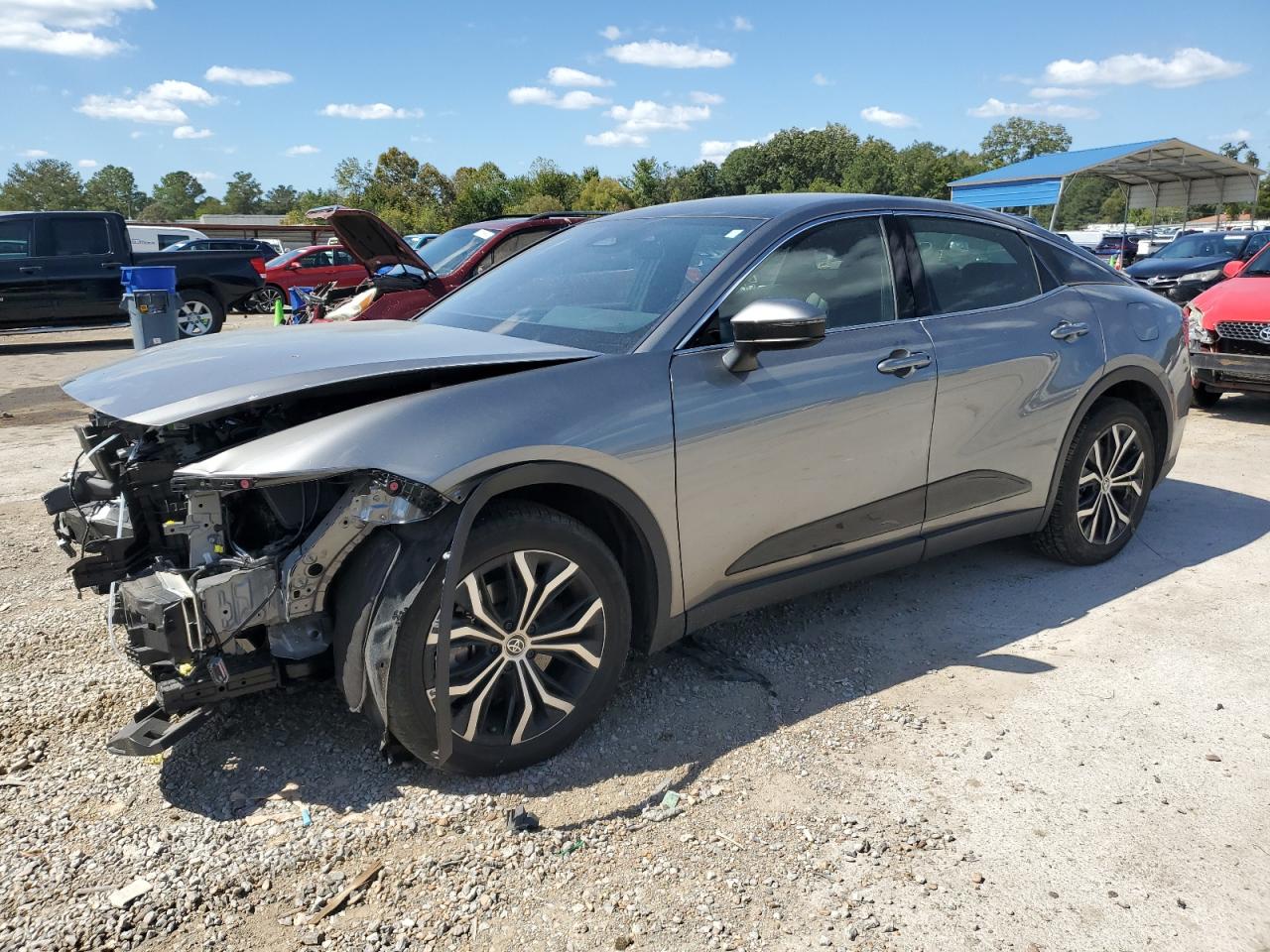  Salvage Toyota Crown Xle