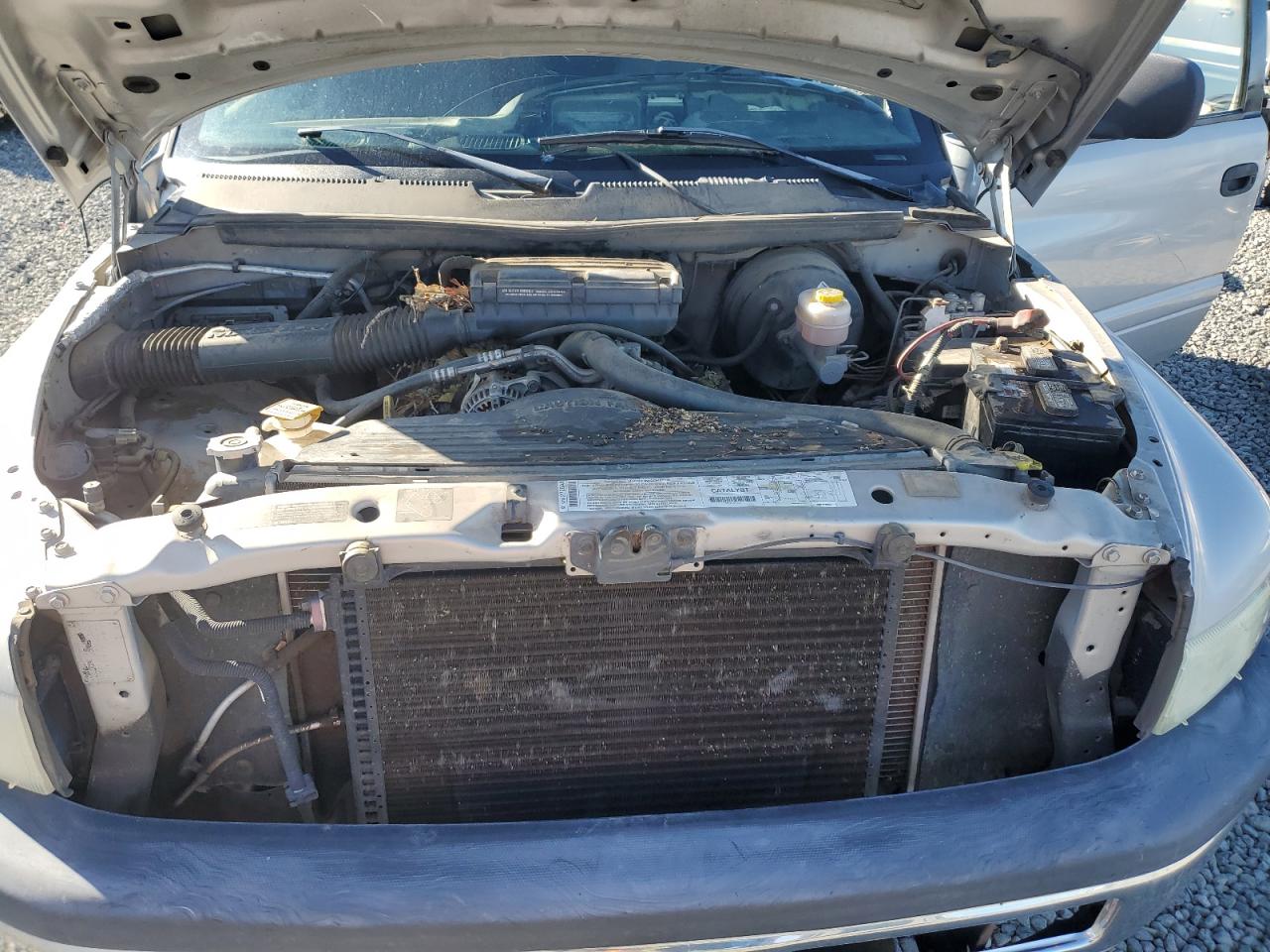 Lot #3271045115 2001 DODGE RAM 2500