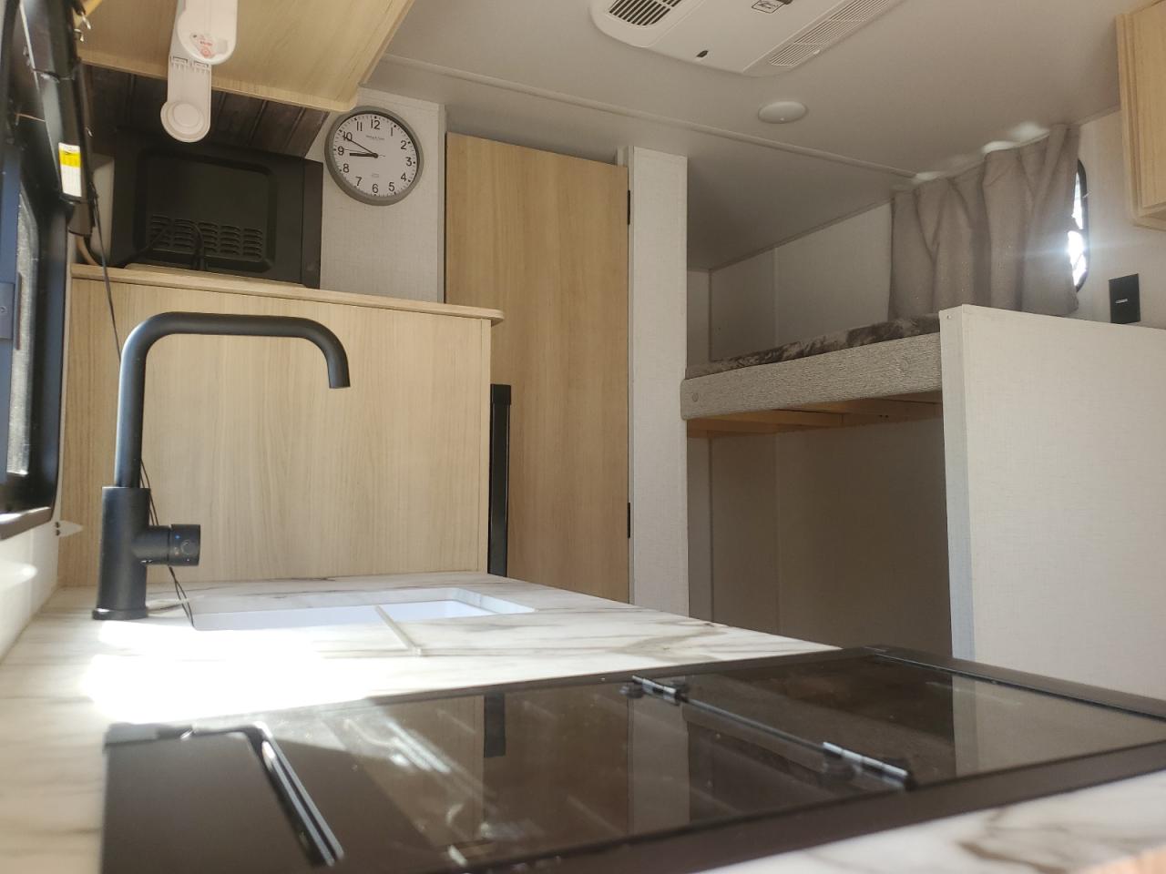 Lot #3271619335 2024 WILDWOOD FIFTH WHEE