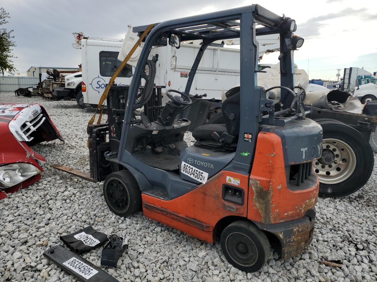 Lot #3281469004 2018 TOYT FORKLIFT