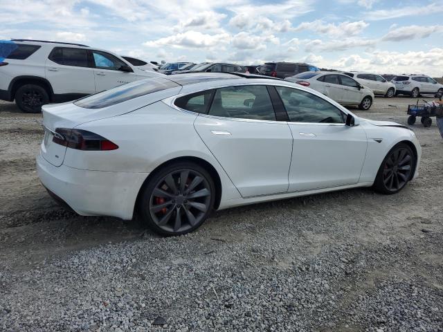 2016 TESLA MODEL S 5YJSA1E12GF156565