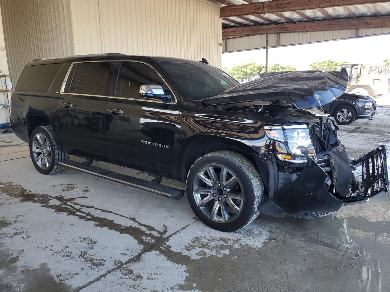 CHEVROLET SUBURBAN C1500 LTZ