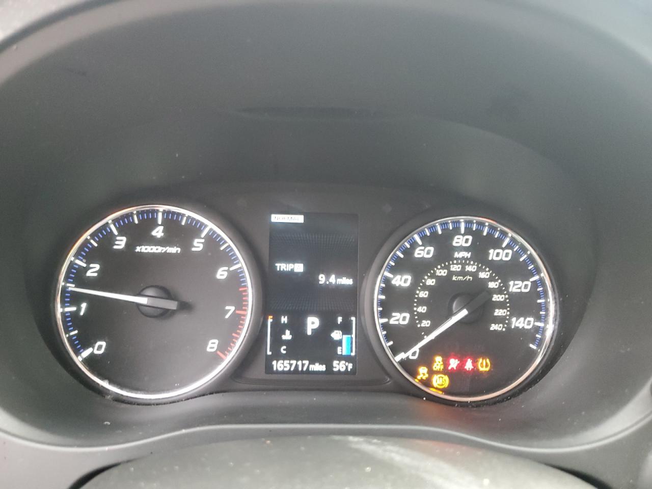 MITSUBISHI OUTLANDER SE