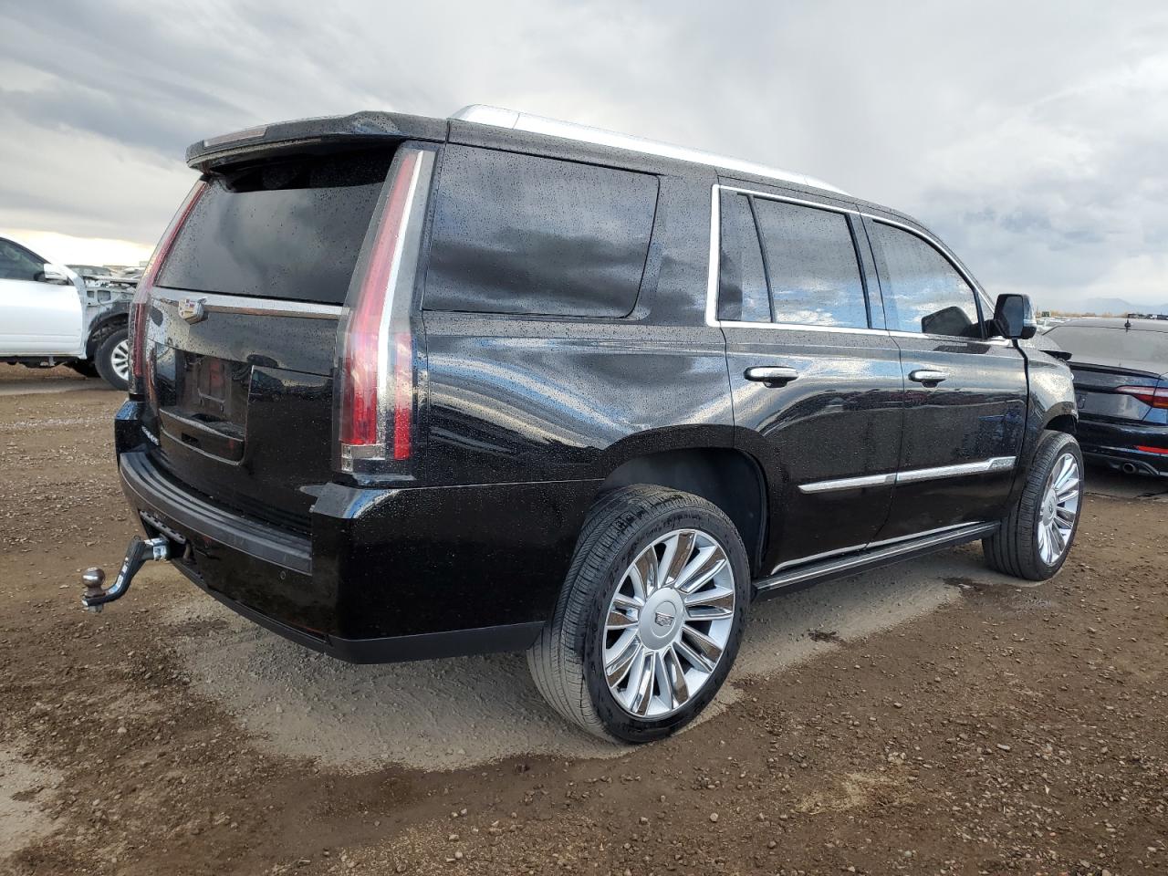 CADILLAC ESCALADE PLATINUM