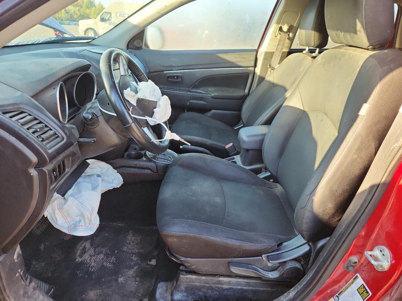 MITSUBISHI OUTLANDER ES