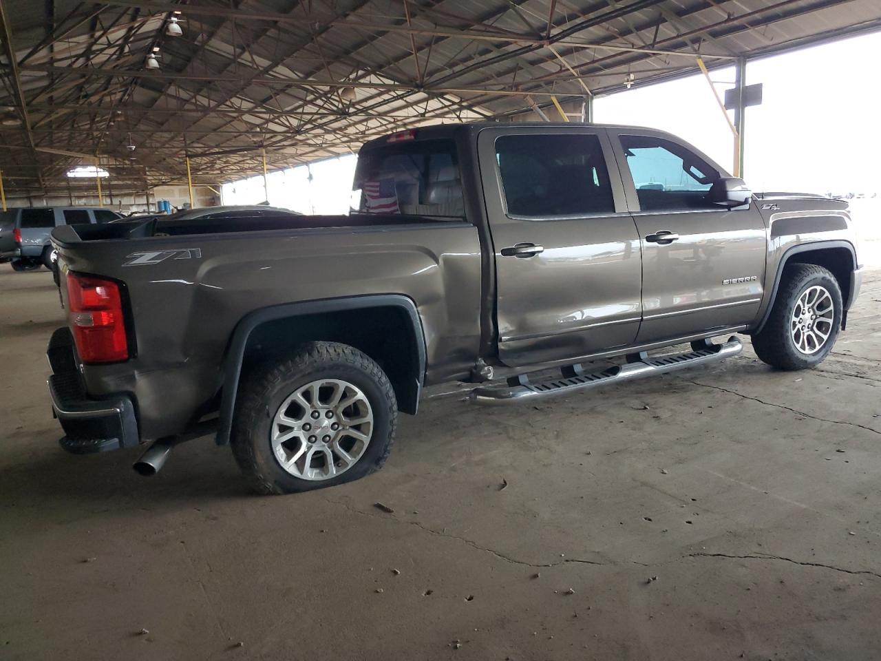 GMC SIERRA 1500 K1500 SLE