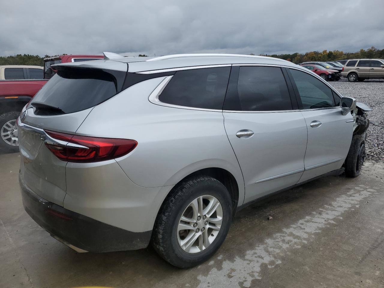 BUICK ENCLAVE ESSENCE