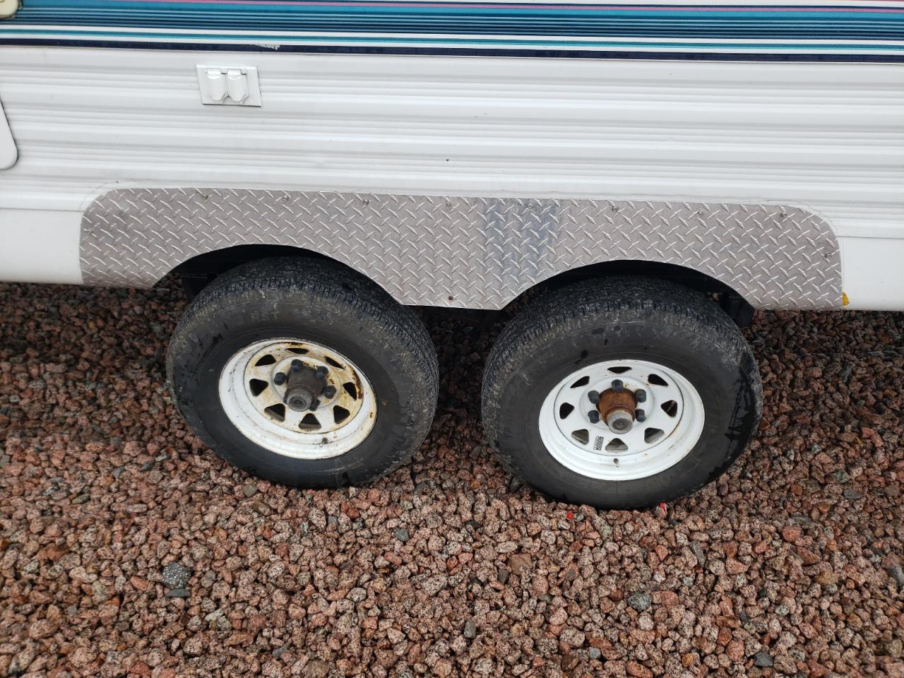 Lot #3279671928 1997 OTHER COACH HOUS