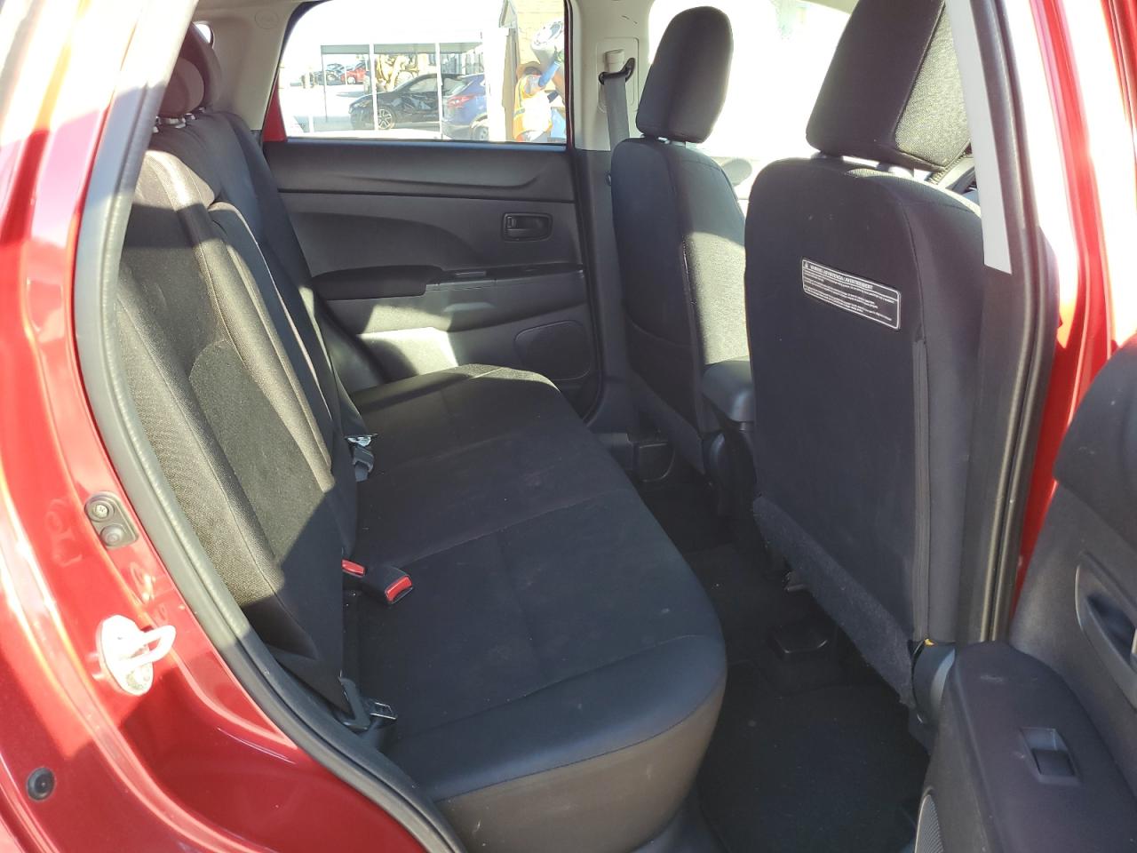 MITSUBISHI OUTLANDER ES