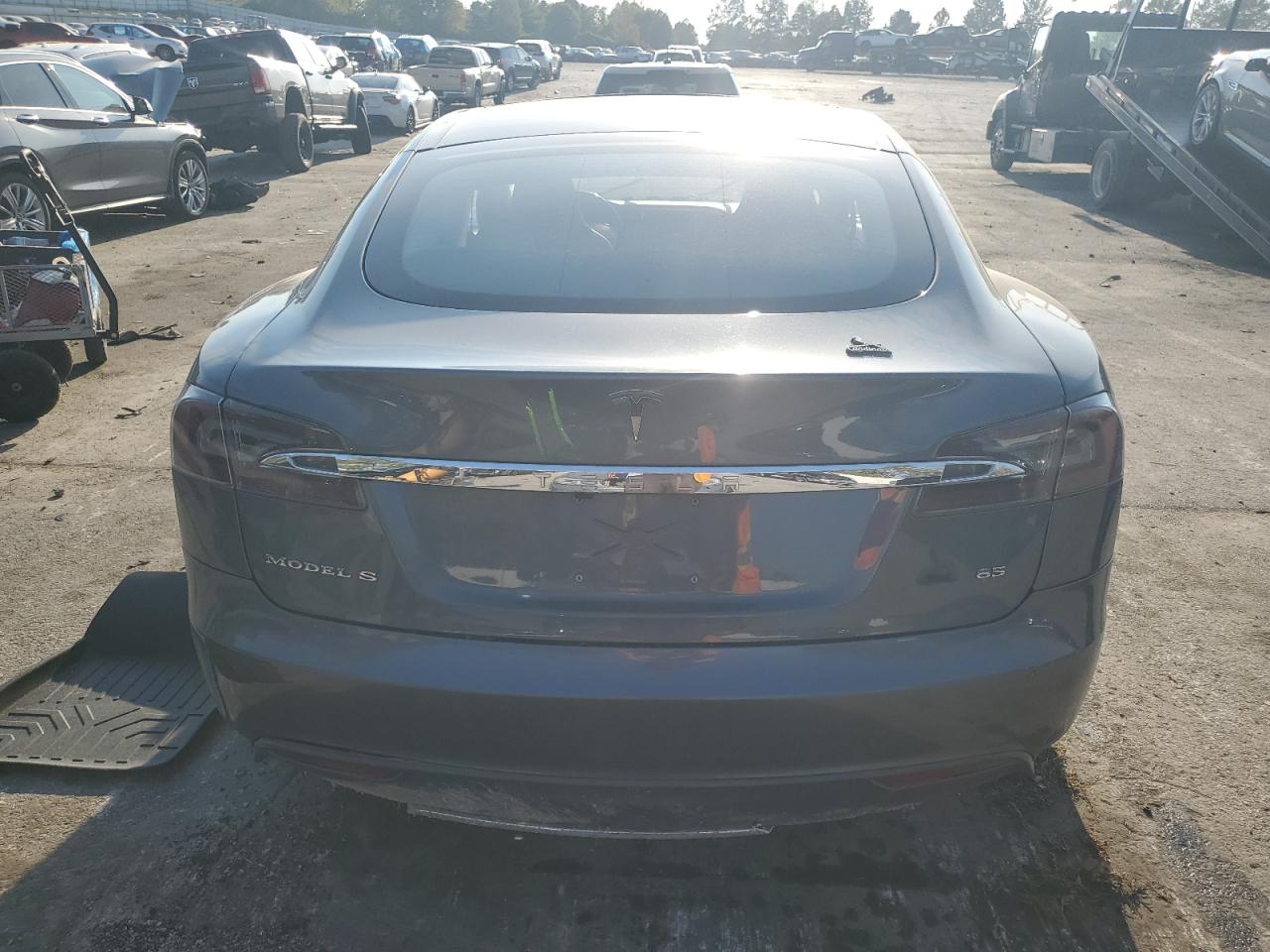 TESLA MODEL S