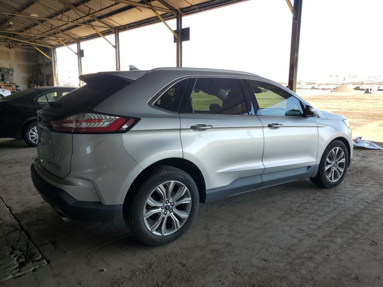 FORD EDGE TITANIUM