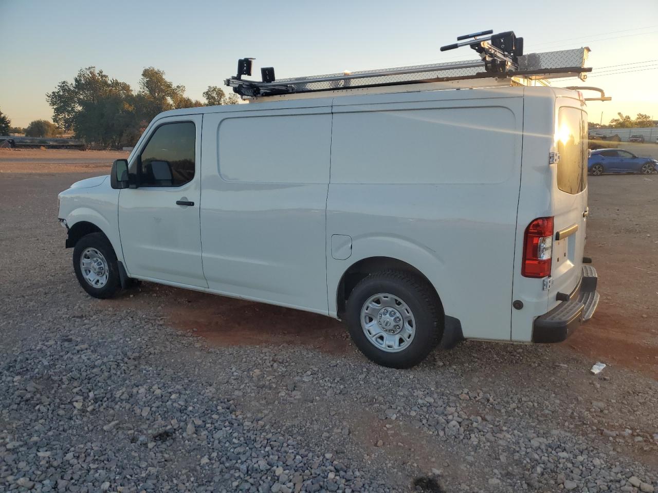 NISSAN NV1500 1500 S