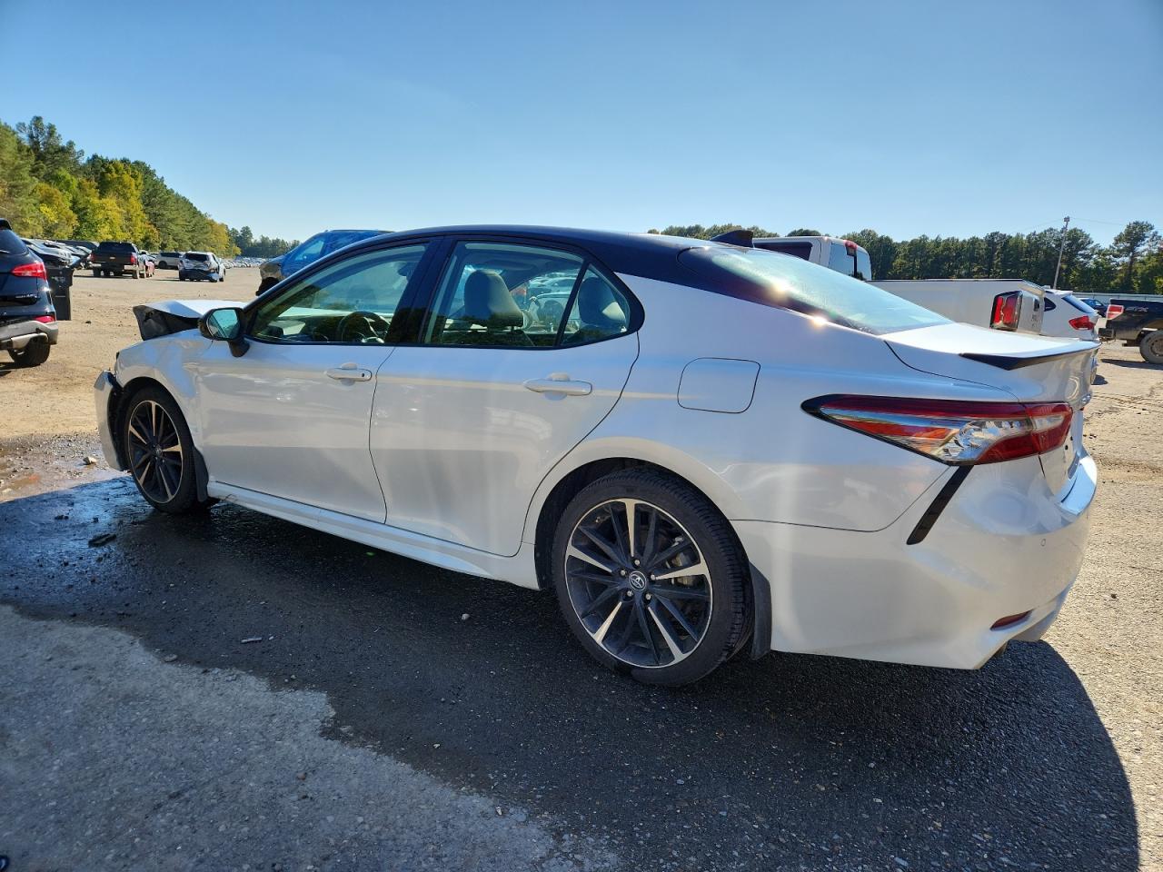 TOYOTA CAMRY XSE