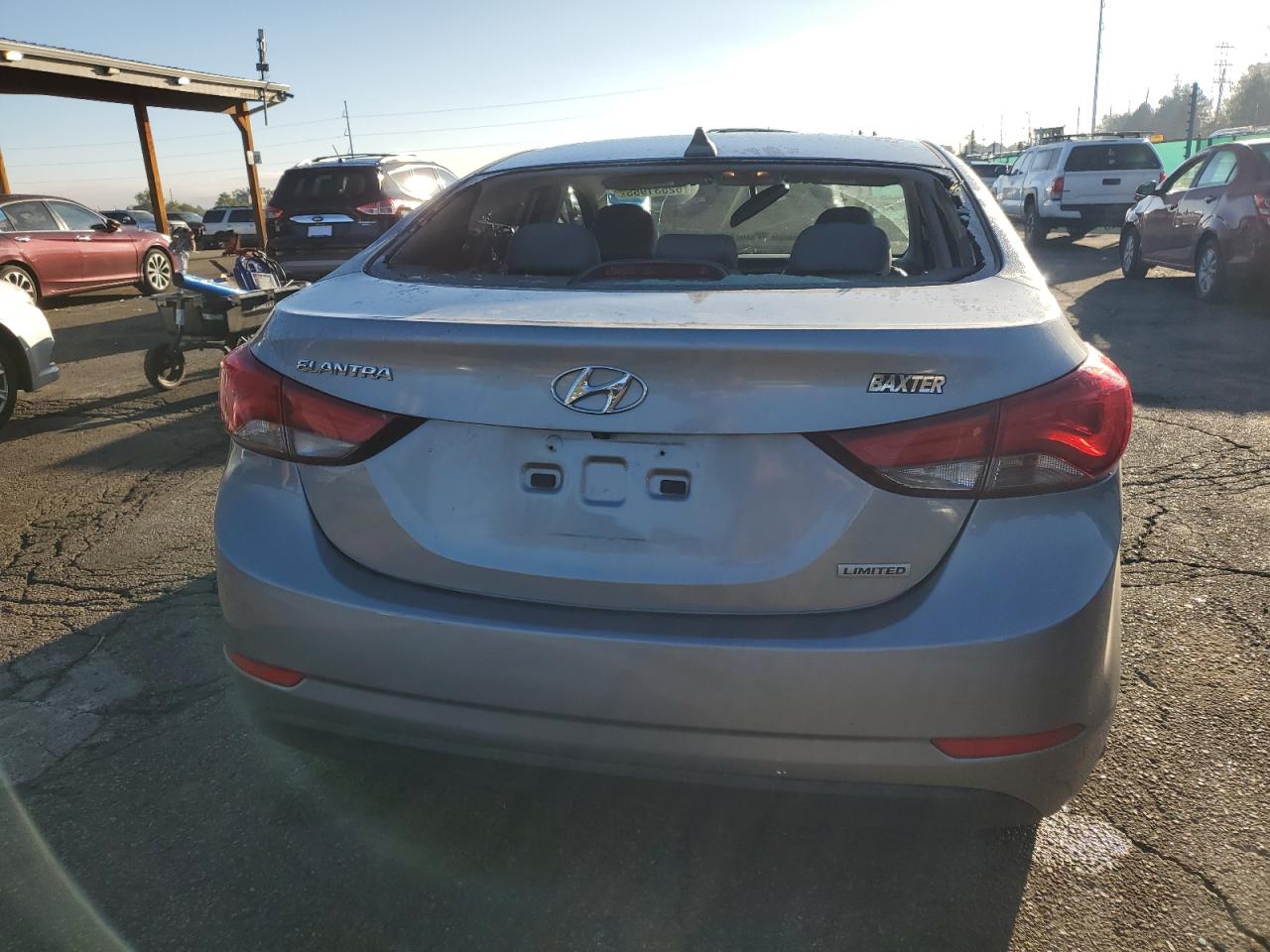 HYUNDAI ELANTRA SE