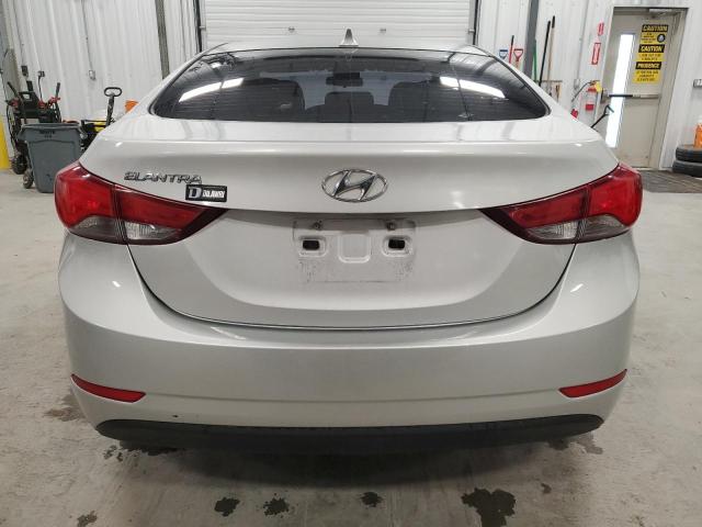 2015 HYUNDAI ELANTRA SE - 5NPDH4AE2FH624924