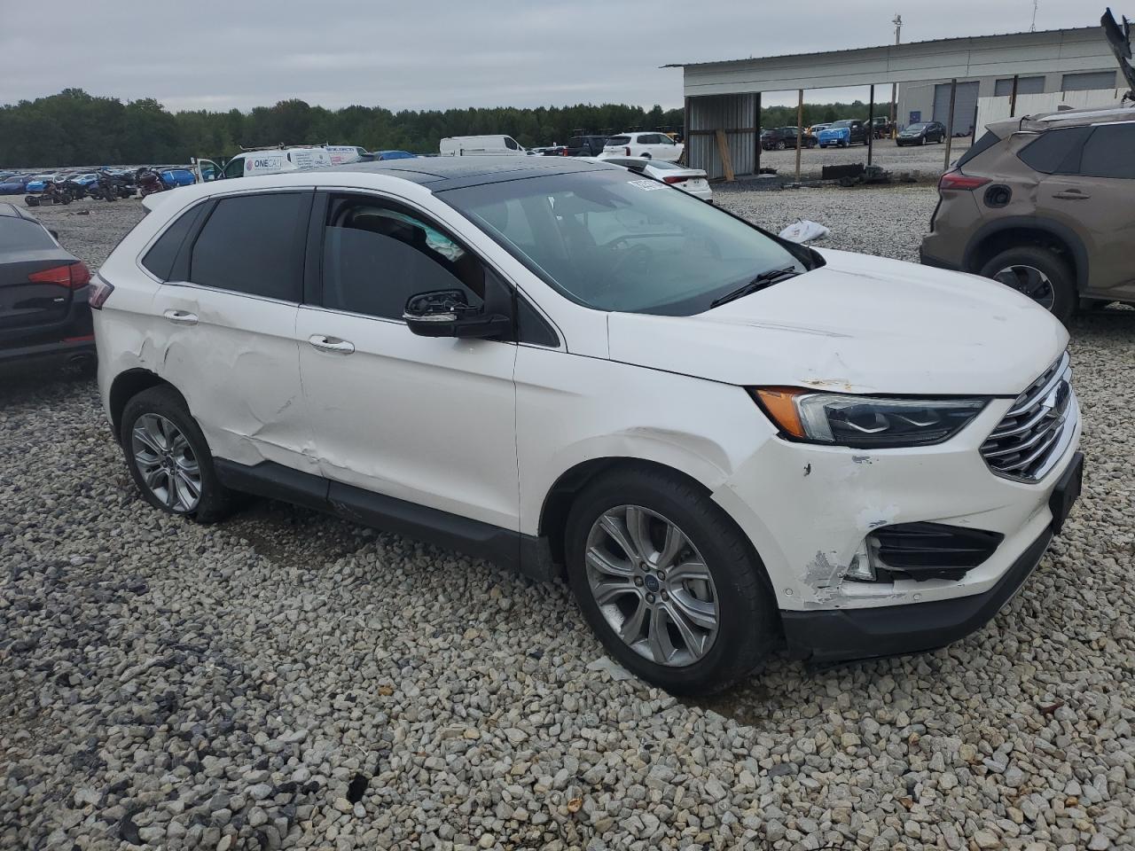 FORD EDGE TITANIUM
