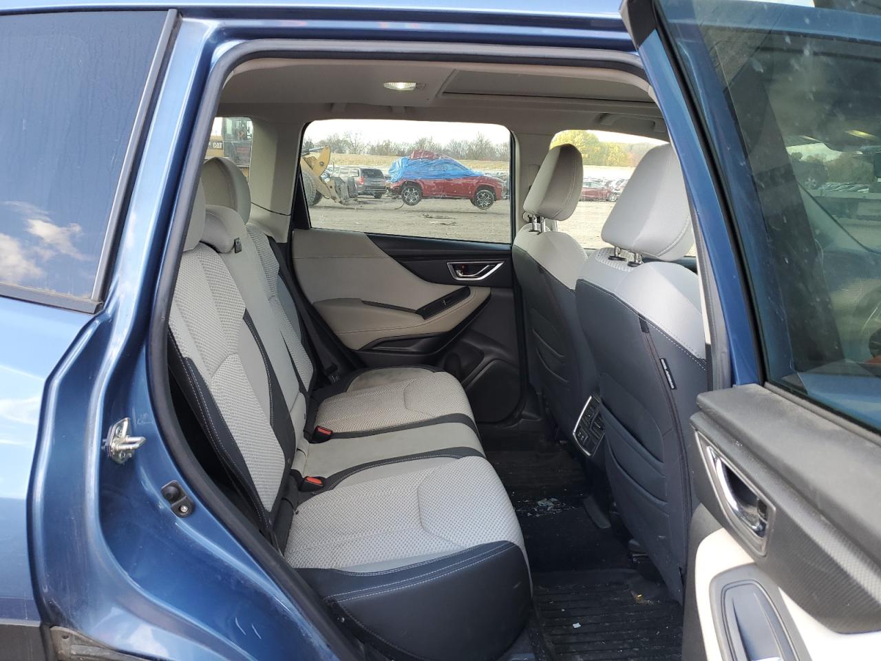 SUBARU FORESTER PREMIUM