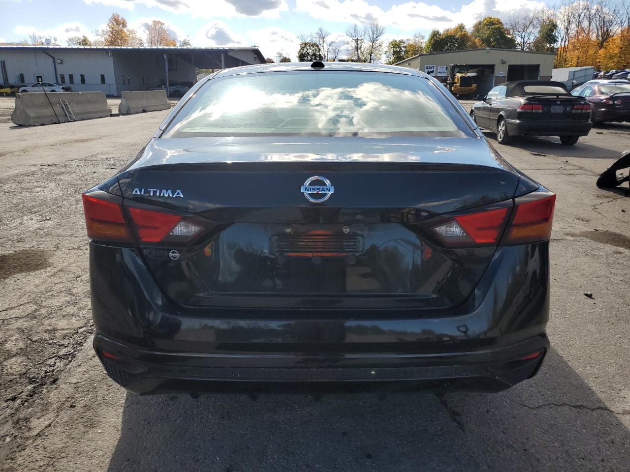 Lot #3310318973 2020 NISSAN ALTIMA S