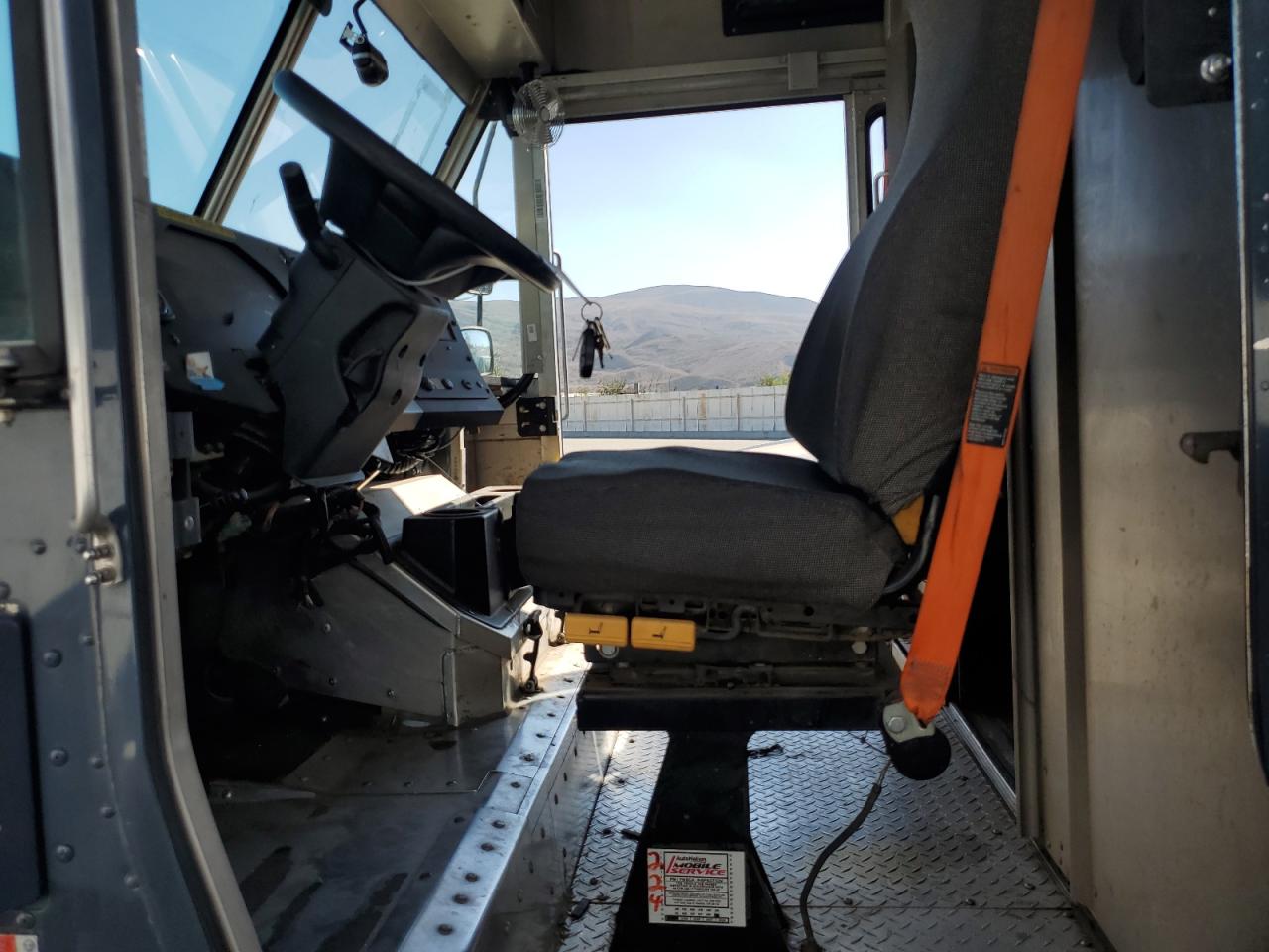 Lot #3305474099 2020 FORD F59