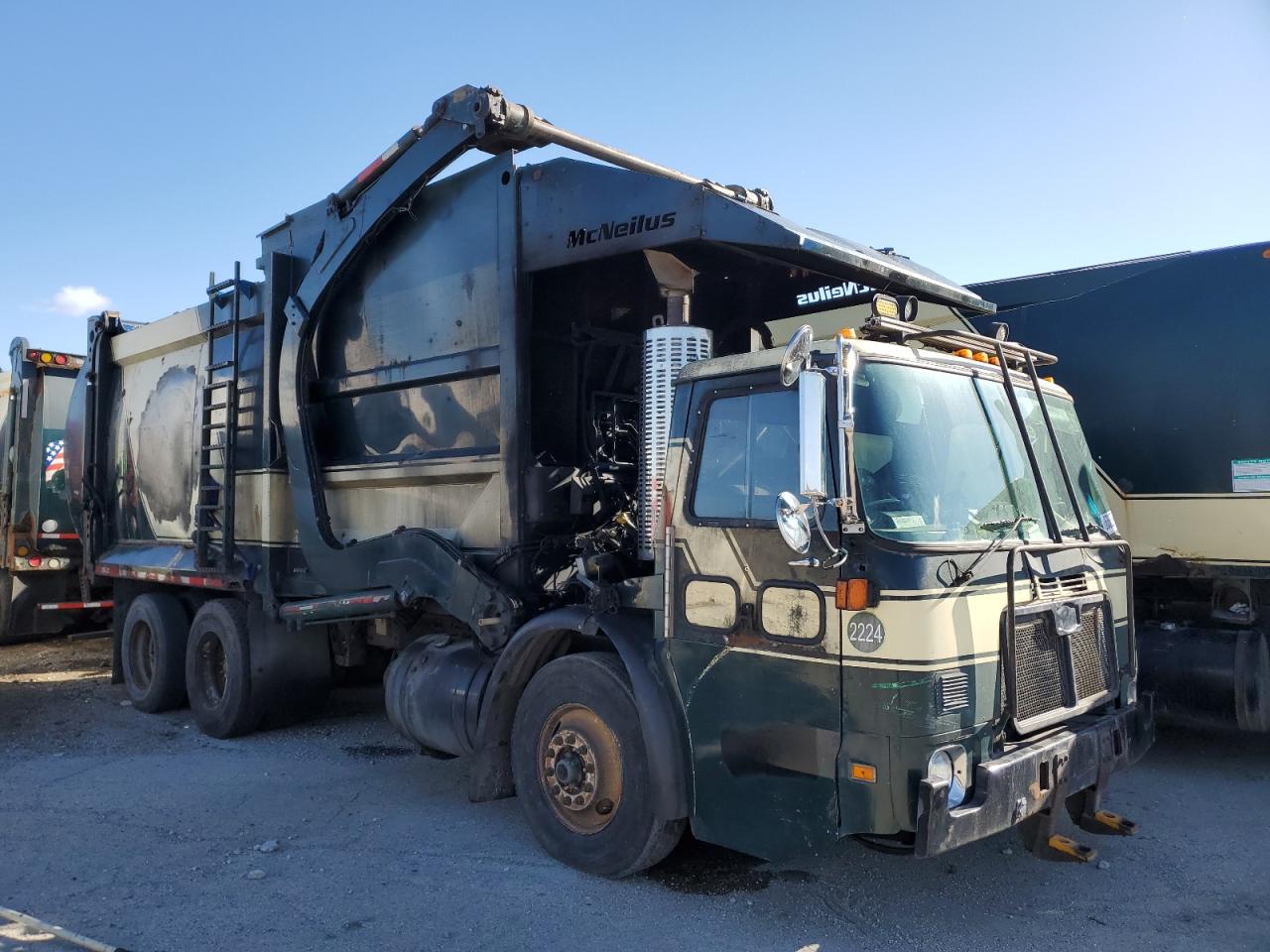 Lot #3287298983 2008 AUTOCAR LLC XPEDITOR W