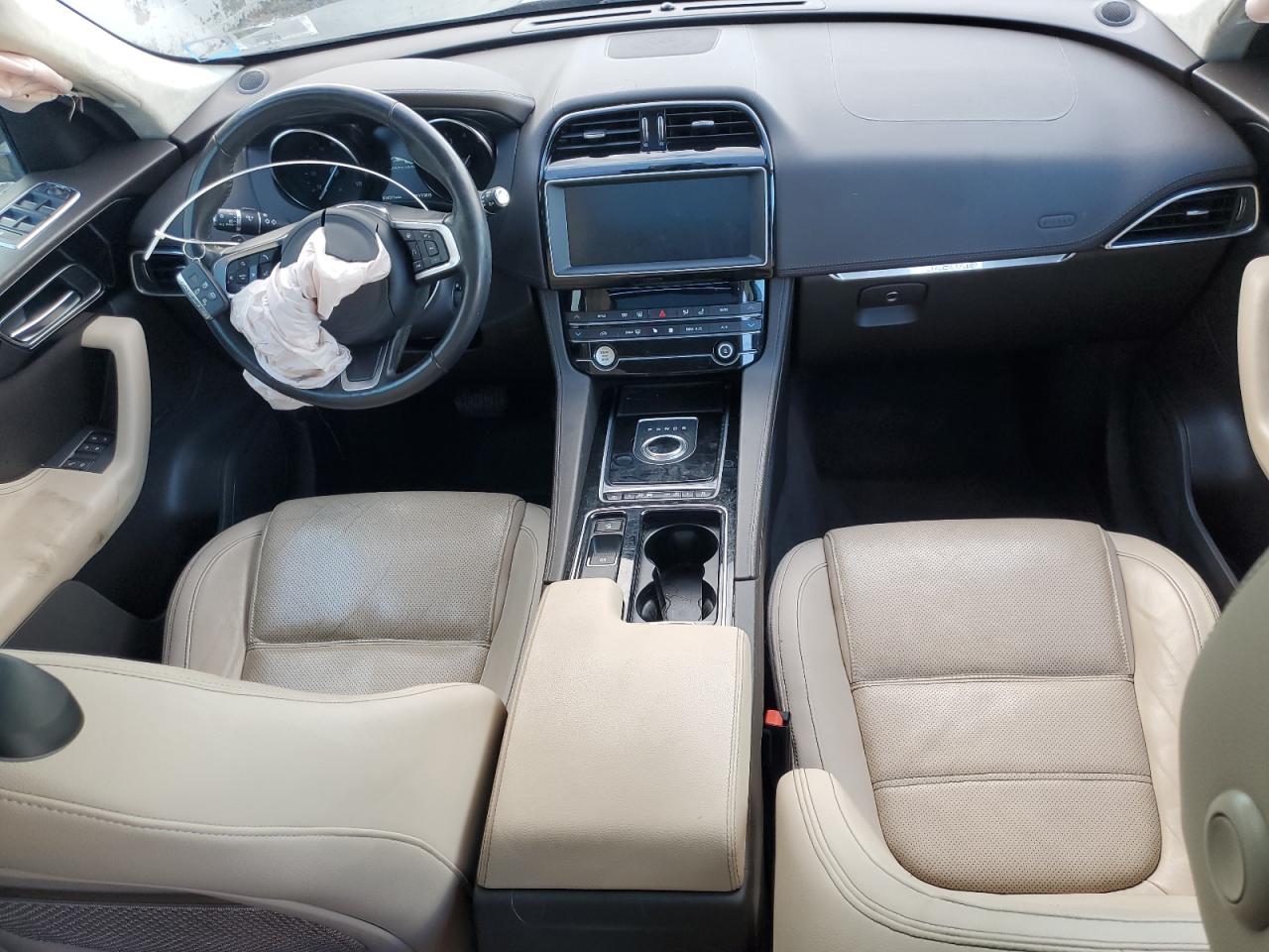 JAGUAR F-PACE PRESTIGE