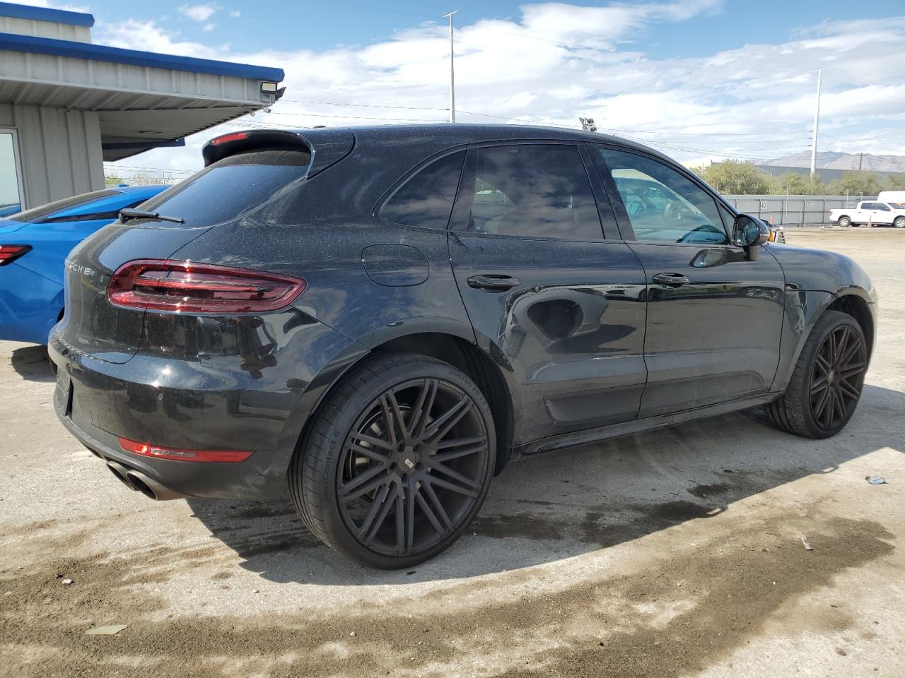 PORSCHE MACAN S