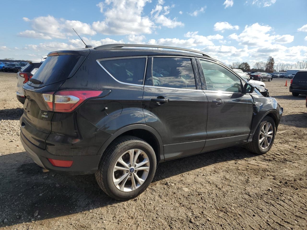 FORD ESCAPE SE