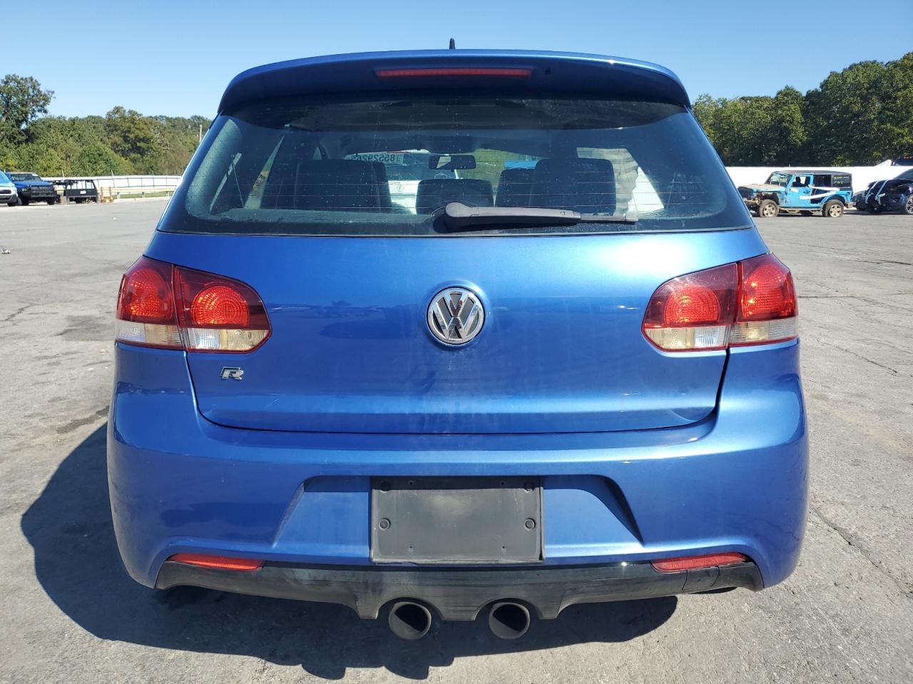 VOLKSWAGEN GOLF R
